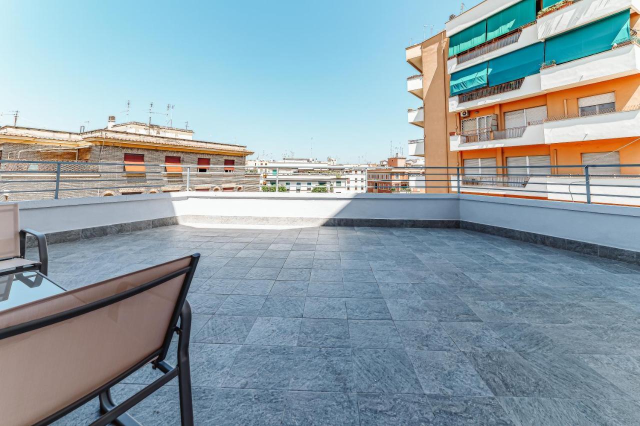 Roof Terrace In Rome - Piazza Bologna Leilighet Eksteriør bilde